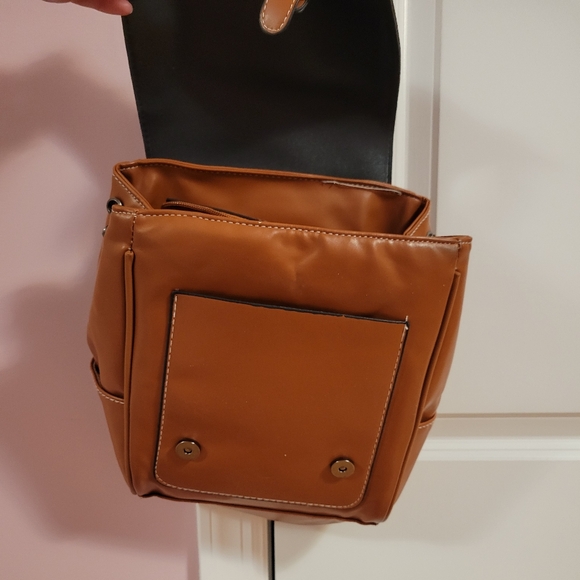 Leather Bag - Picture 6 of 7